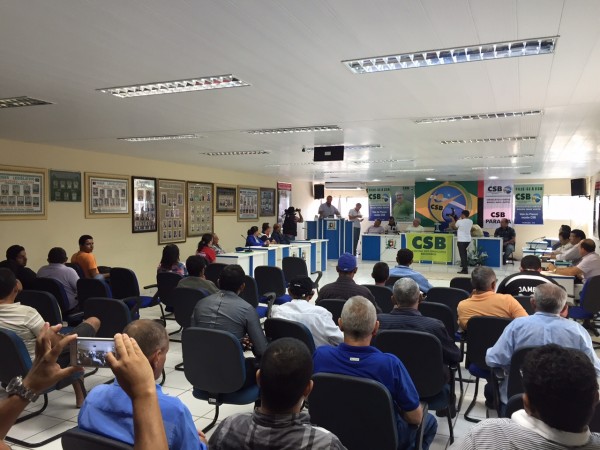 Wedson Ferreira, presidente do Sindicato dos Trabalhadores Rurais de Conceição, participou, ao lado de dezenas de dirigentes sindicais da Paraíba, da reunião da CSB em Itaporanga.