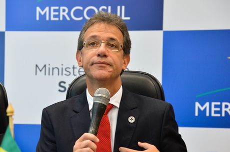 Chioro afirmou que Constituição prega sistema público e universal Valter Campanato/11.06.2015/Agência Brasil
